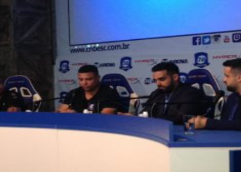 Ronaldo Fenômeno de torna sócio de time de eSports