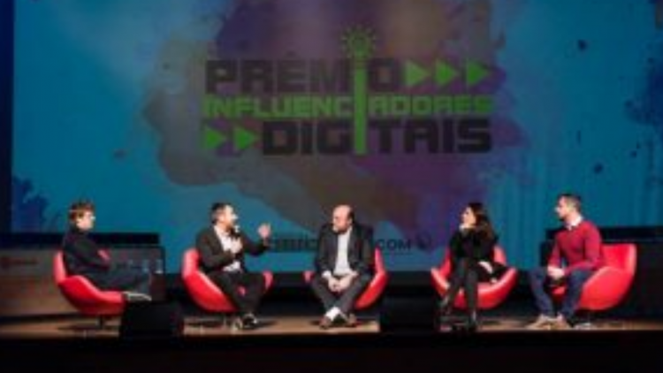 Prêmio avalia relevância de nomes da internet