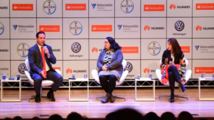 Influência essencial