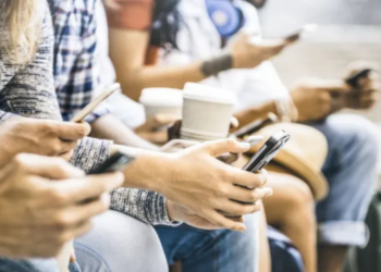 Mudanças no comportamento do consumidor através das redes sociais