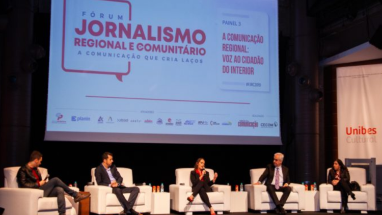 #FJRC | “O que caracteriza a mídia regional é a identidade”