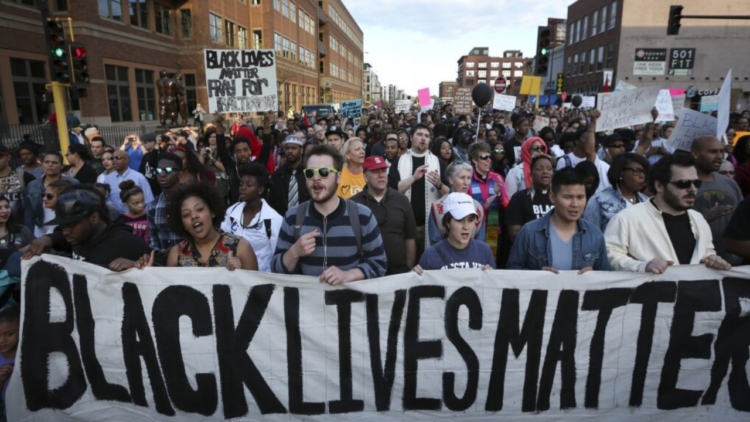 Como as marcas se posicionam diante do racismo