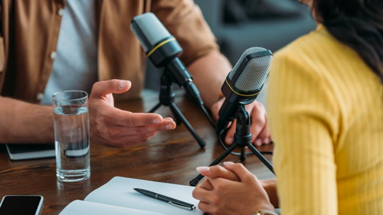 Podcasts precisam ser encarados como campo de inovação no jornalismo