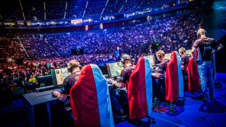 Sucesso de e-sports amplia o crescimento de micro creators no segmento de Games