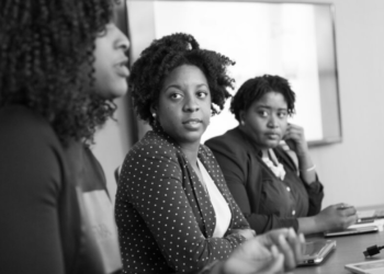 Escuta ativa, colaboração e conexões genuínas: as chaves para a comunicação corporativa em 2021