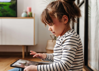 Google e CONAR lançam guia de boas práticas para publicidade infantil