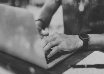 Faturamento de mídias digitais nativas cresce no Brasil