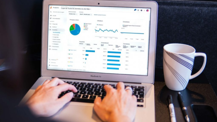 Cookies de terceiros chegam ao fim e apresentam desafios para a publicidade