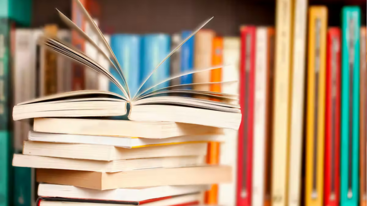 Conheça 3 microinfluenciadores de literatura para começar a seguir em 2022