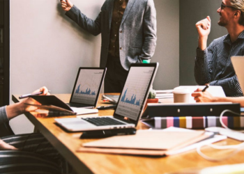 A felicidade corporativa é um tema para comunicadores e jornalistas