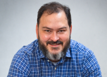 ‘Guia de Podcast Advertising 2022’ orienta empresas e profissionais da publicidade digital