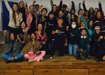 Projeto em escola pública cria jornal digital para levar informações para a comunidade