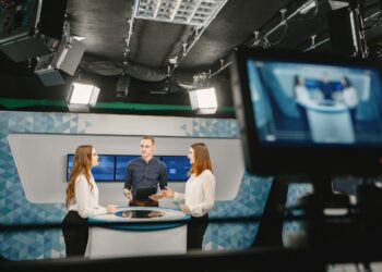 Pesquisa revela mudanças de comportamento de jornalistas e consumidores de notícias