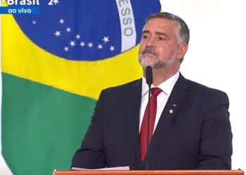 Novo ministro diz que Secom combaterá fake news e terá critério técnico