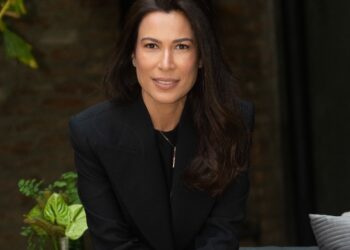 Claudia de Souza é a nova VP de RH e Comunicação para América Latina da AccorInvest