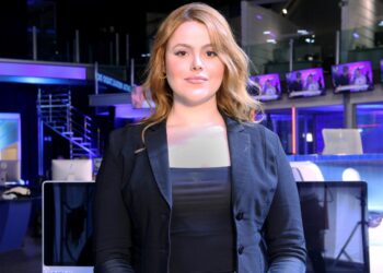 Stephanie Freitas assume a Superintendência de Jornalismo da RedeTV!