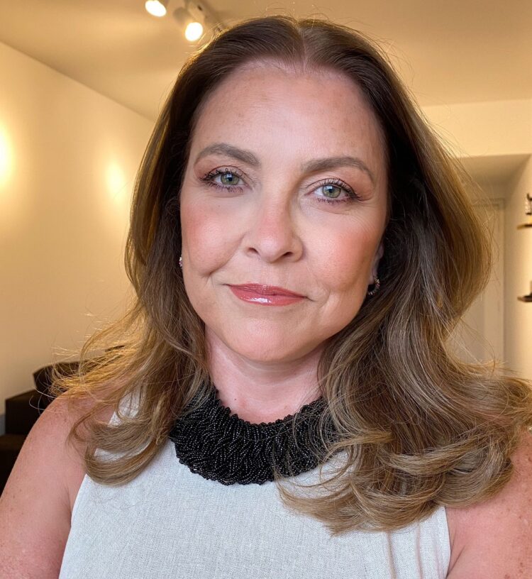 Claudia Daré está no Top Women 2023 da PR News