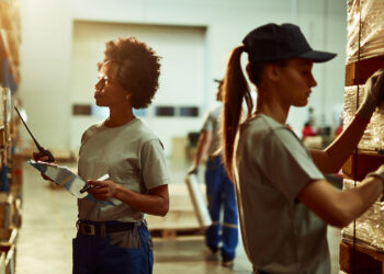 Seja relevante e conheça seu público interno: o que o varejo brasileiro tem feito para engajar seus colaboradores?