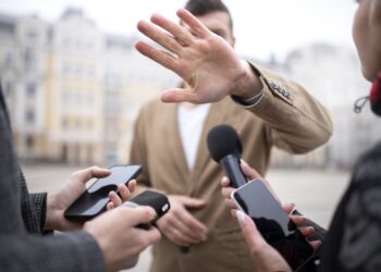 Sensacionalismo continua forte na imprensa brasileira