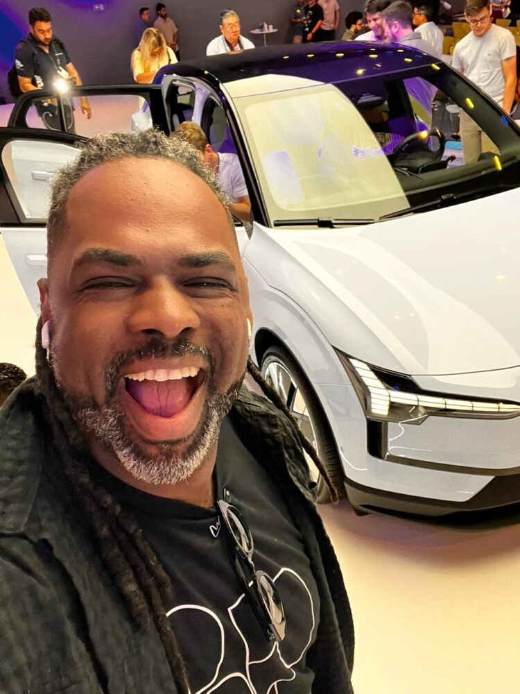 Jornalista e apresentador Manoel Soares é o novo embaixador da Volvo no Brasil