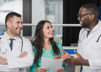 Comunicação corporativa e imprensa impactam a vida das pessoas