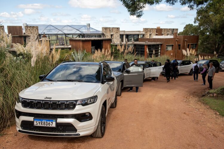TV1 Live se une a Stellantis com ativação em Punta Del Leste para lançamentos da marca Jeep