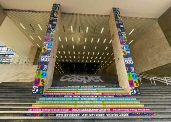 Faculdade de comunicação cresce 27% em novas matrículas e desafia queda no ensino presencial