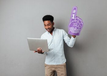Até 3 de agosto escolha os jornalistas mais relevantes no 11º Prêmio Especialistas