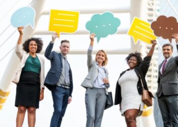 Comunicação eficaz inspira confiança e melhora resultados