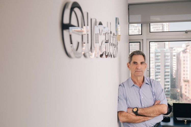 A confiança nasce dos fatos, não do discurso