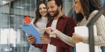 Lucros com engajamento