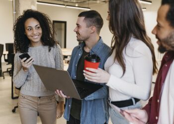 Liderança com maturidade estratégica nas agências de branding premium