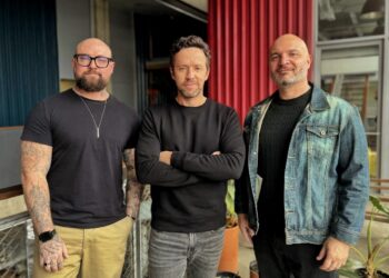 Oliver estrutura frente estratégica de influência e creators