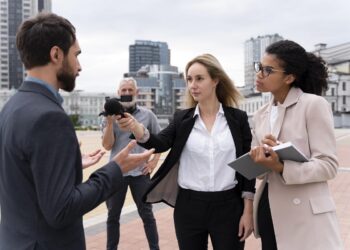 Imprensa exige relacionamento proativo e contínuo