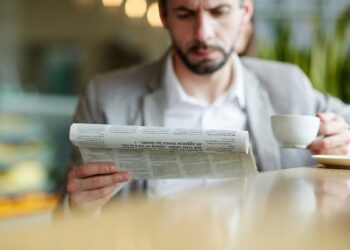 Acompanhar concorrentes pela mídia pode antecipar movimentos de mercado