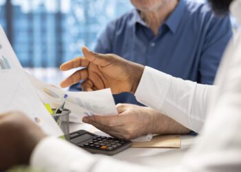 Reforma tributária: o que muda para quem contrata trabalho temporário e terceirização de serviços